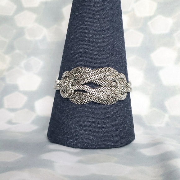Metal Mesh Knot Bracelet - Picture 2 of 5